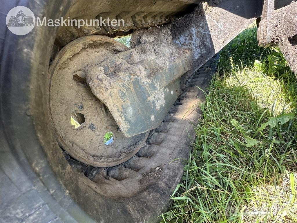 Neuson 50z3 RD حفارات زحافة