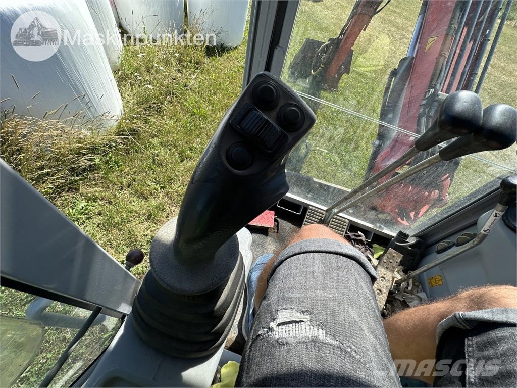Neuson 50z3 RD حفارات زحافة