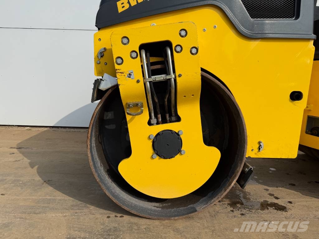Bomag BW138AD-5 - Good Overall Condition / Only 900 Hour Ikerdobos hengerek