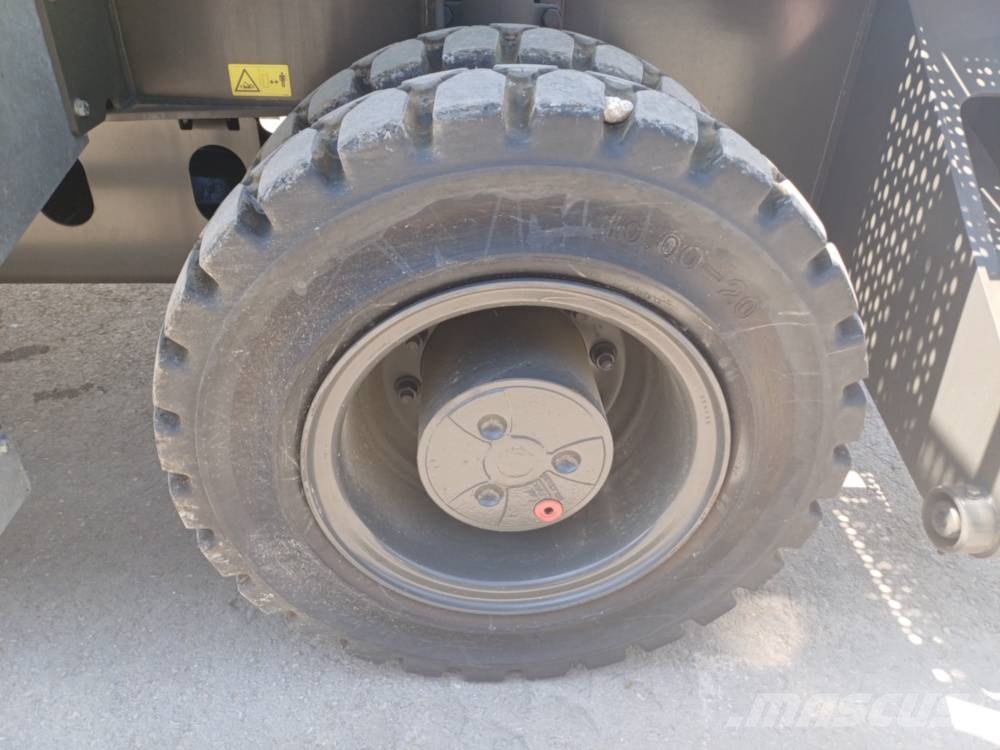 Sennebogen 824G Stroje pro manipulaci s odpadem
