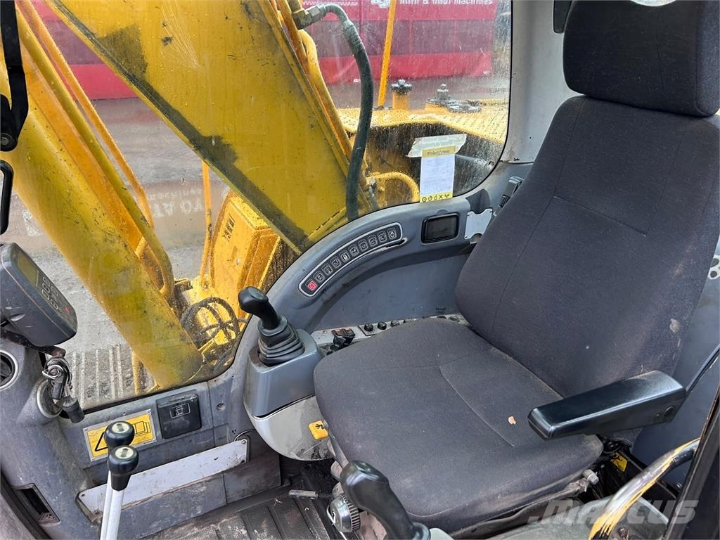 JCB JS160LC  900MM TELAT Escavadoras de rastos
