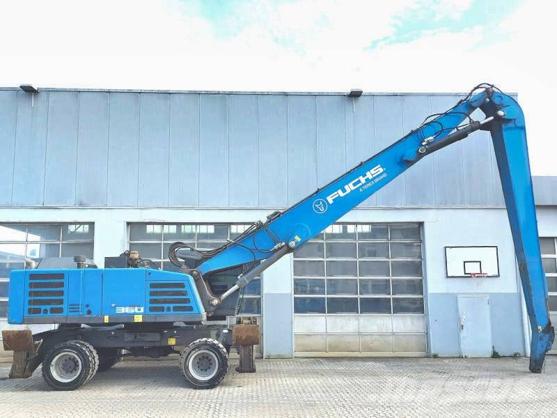 Fuchs MHL 360 F Materialumschlag