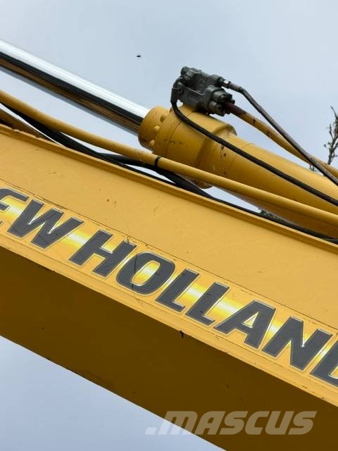 New Holland E 140 C SR حفارات زحافة