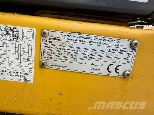 New Holland E 140 C SR حفارات زحافة