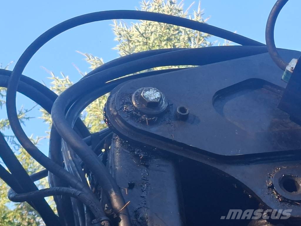 John Deere 1010 E Forwarders