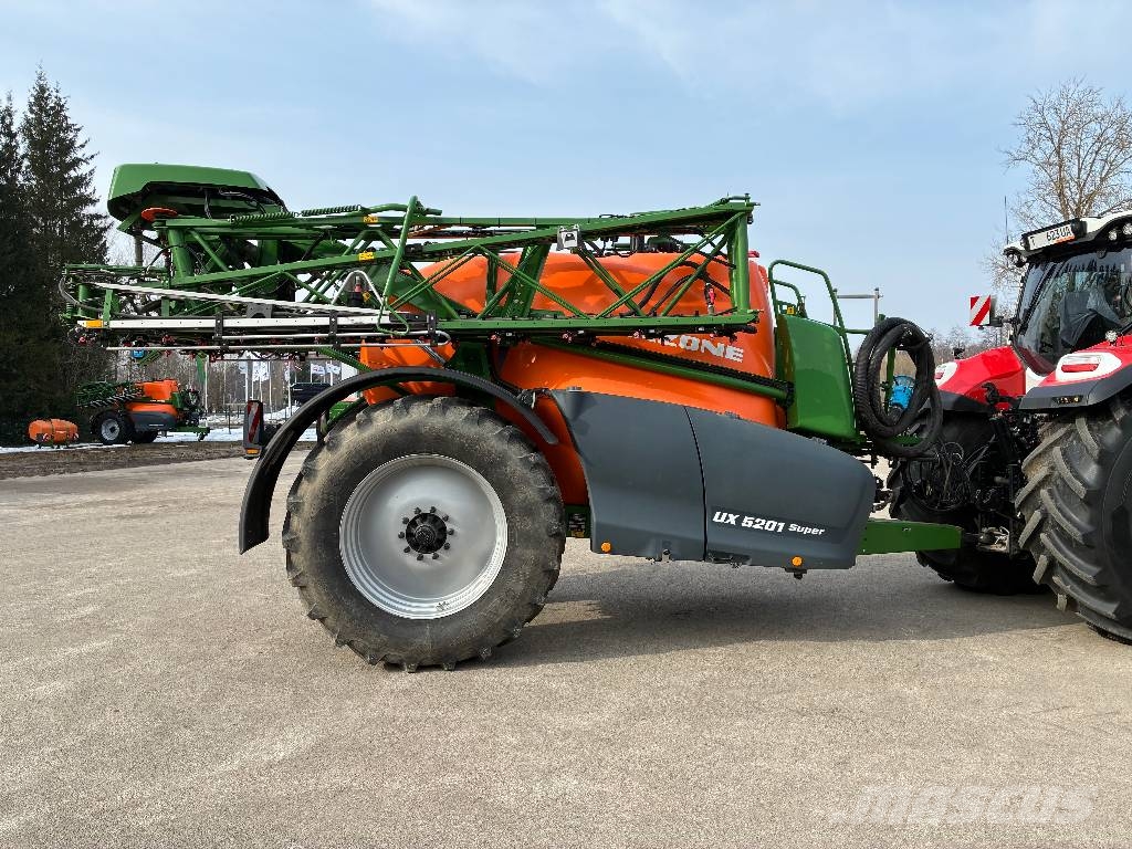 Amazone UX 5201 Super Pulverizadores rebocados