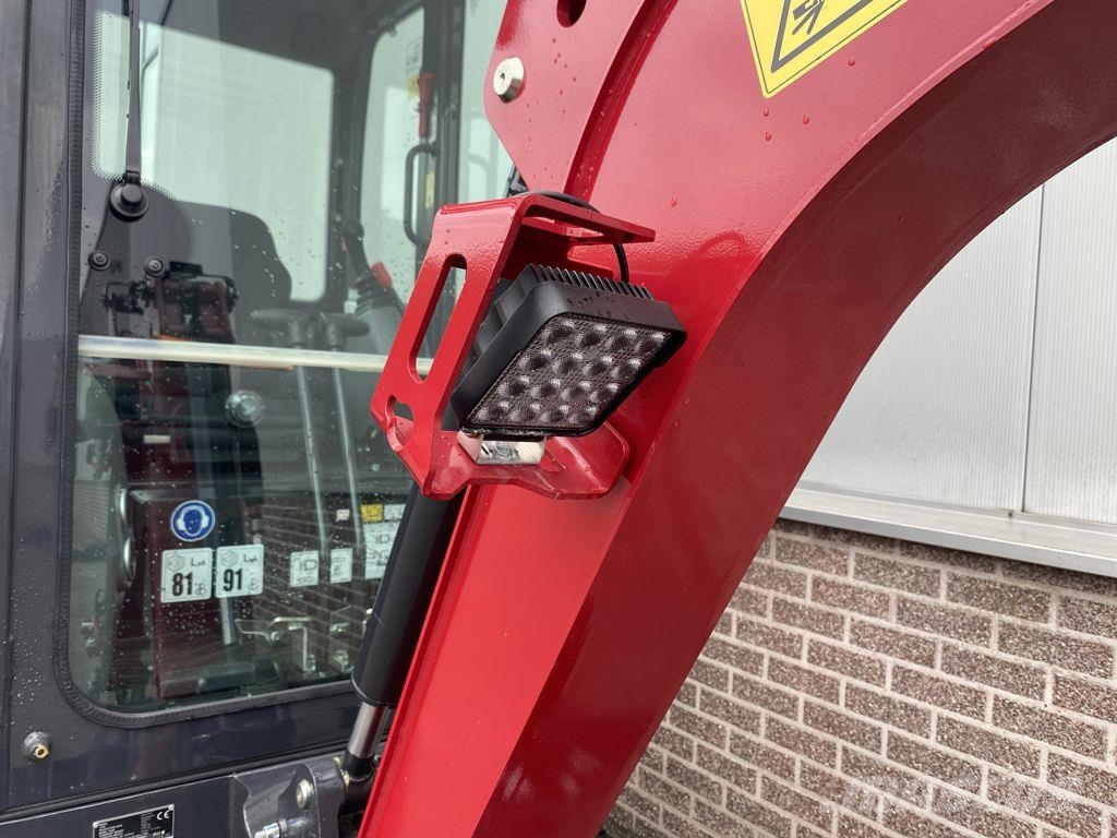 Yanmar SV17VT 小型挖掘机