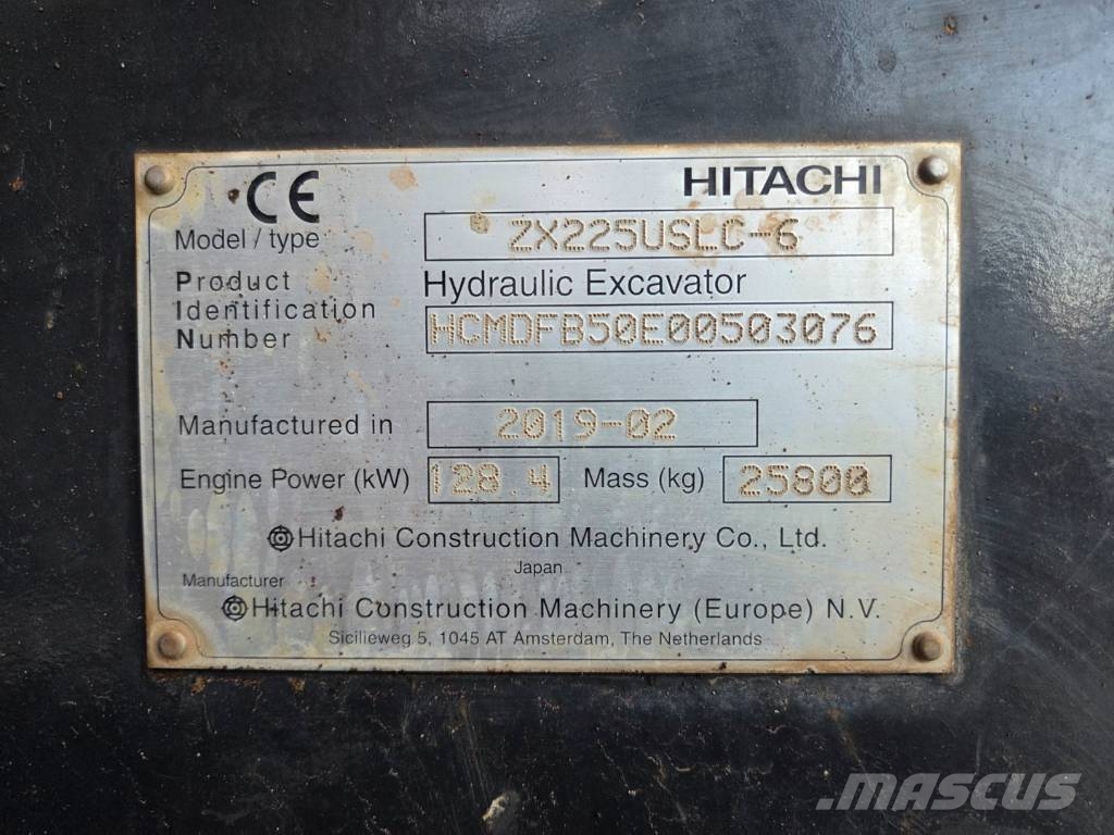 Hitachi ZX 225 US LC-6 Excavadoras de cadenas