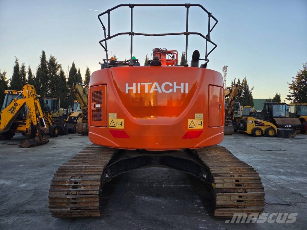 Hitachi ZX 225 US LC-6 Excavadoras de cadenas
