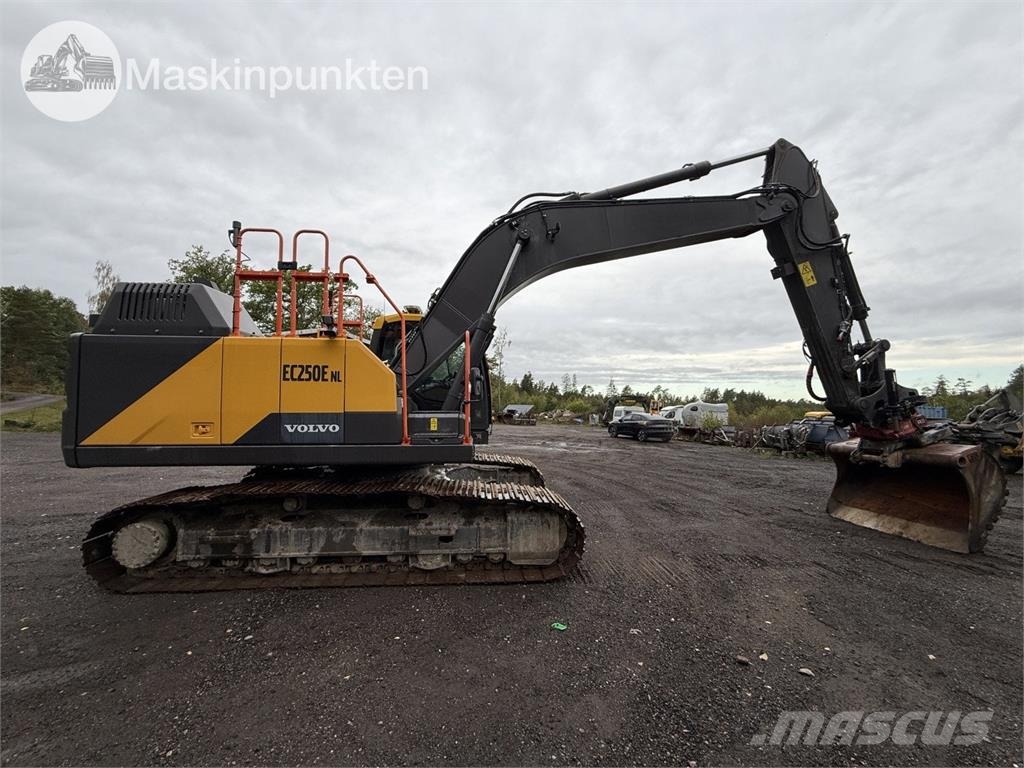 Volvo Ec250 NL Bagri goseničarji