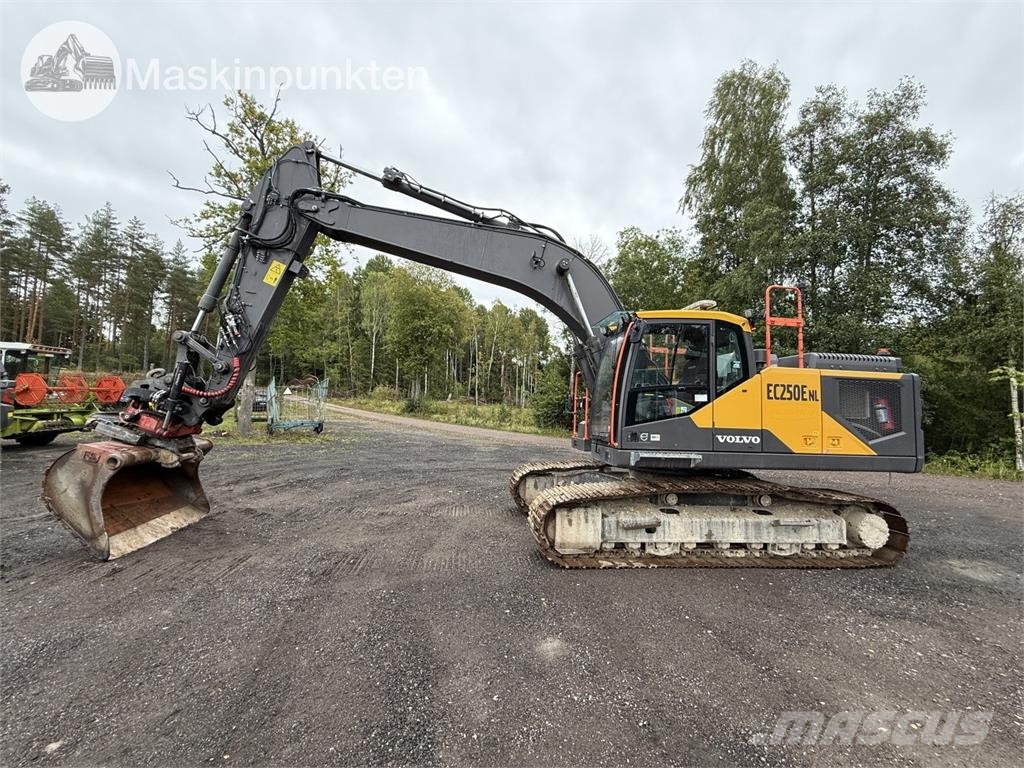 Volvo Ec250 NL Bagri goseničarji