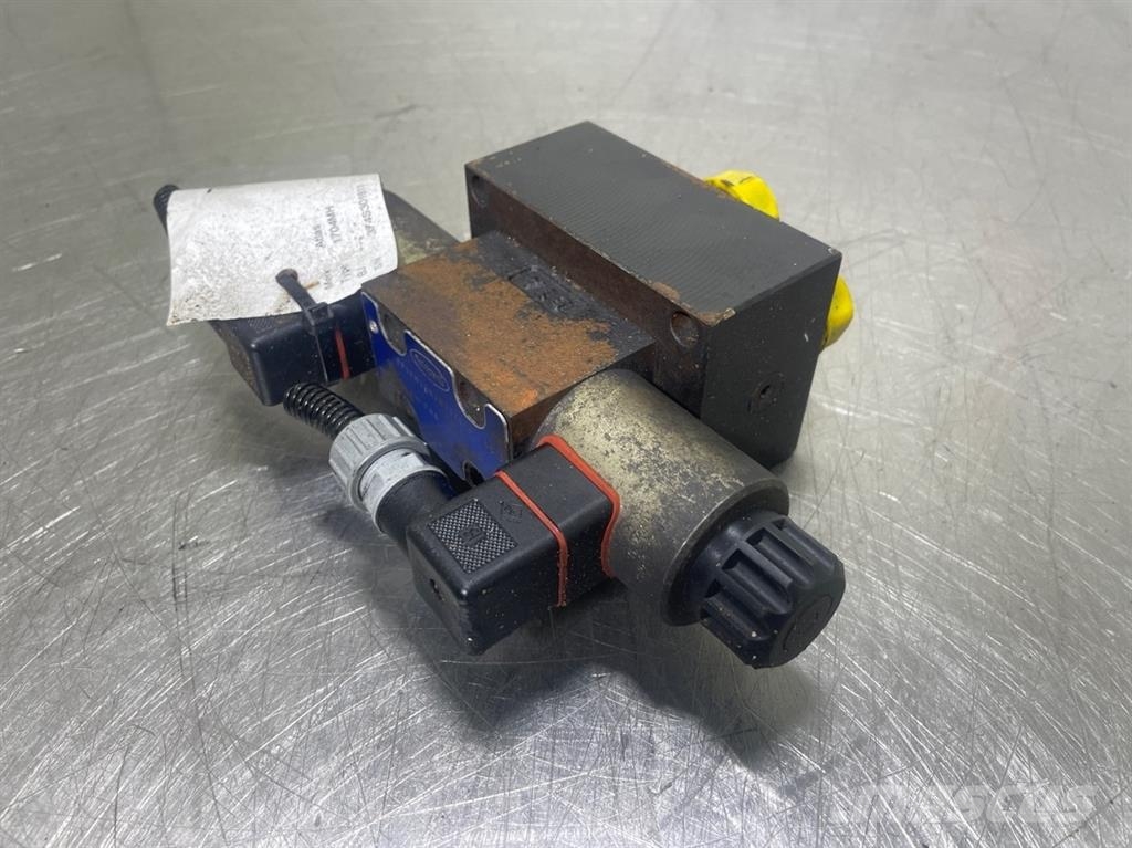 Atlas 1704MH-Fluidparts FP1VW2CNJW75X-NG6 4/3 Valve 24V Hydraulics