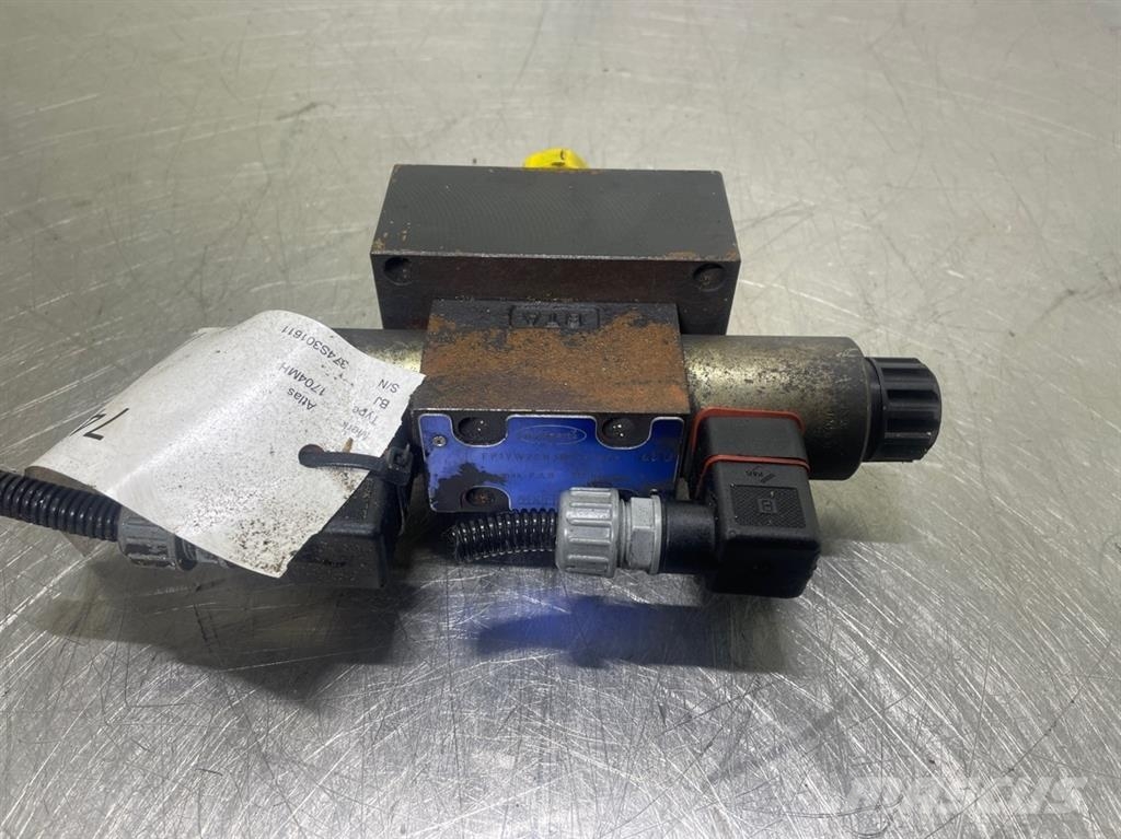 Atlas 1704MH-Fluidparts FP1VW2CNJW75X-NG6 4/3 Valve 24V Hydraulics