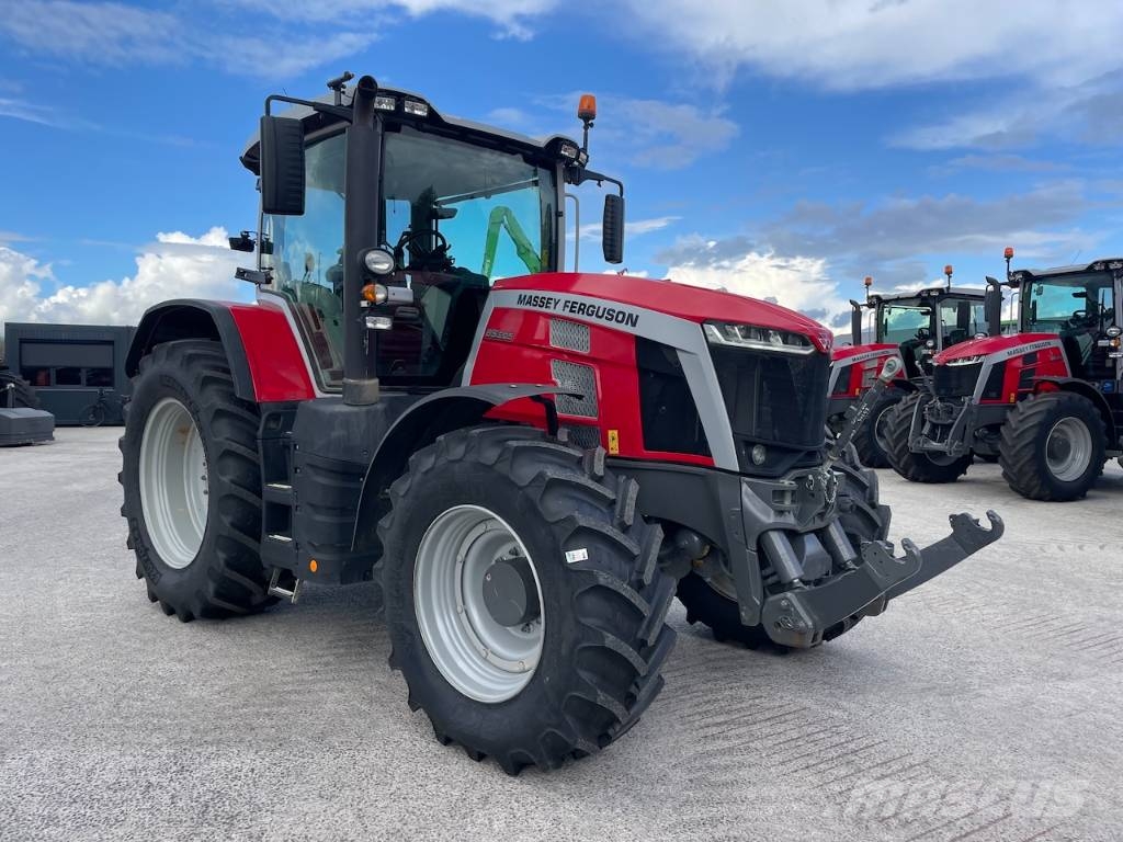 Massey Ferguson 8S.205 Dyna-7 الجرارات