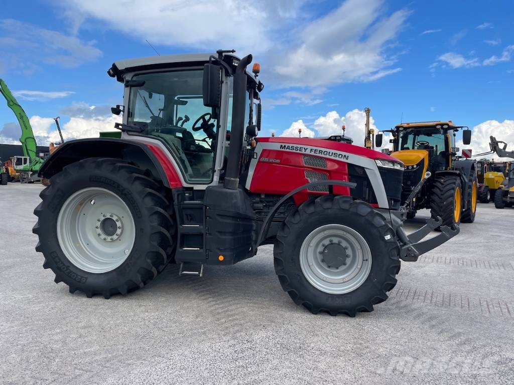 Massey Ferguson 8S.205 Dyna-7 الجرارات