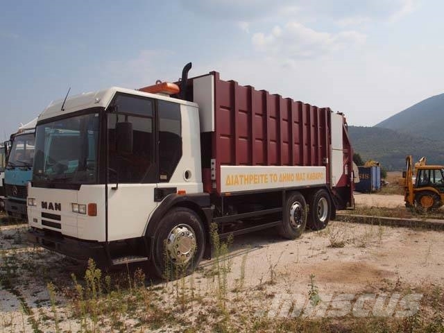 MAN 1998 Skip loader trucks