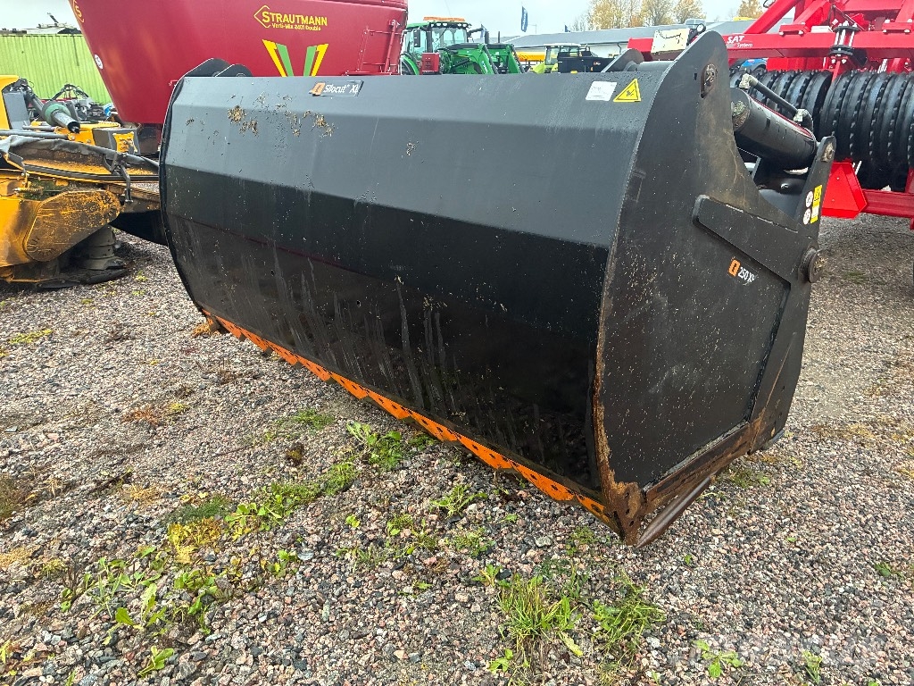 Quicke Silocut XL 250 Söödajagajad