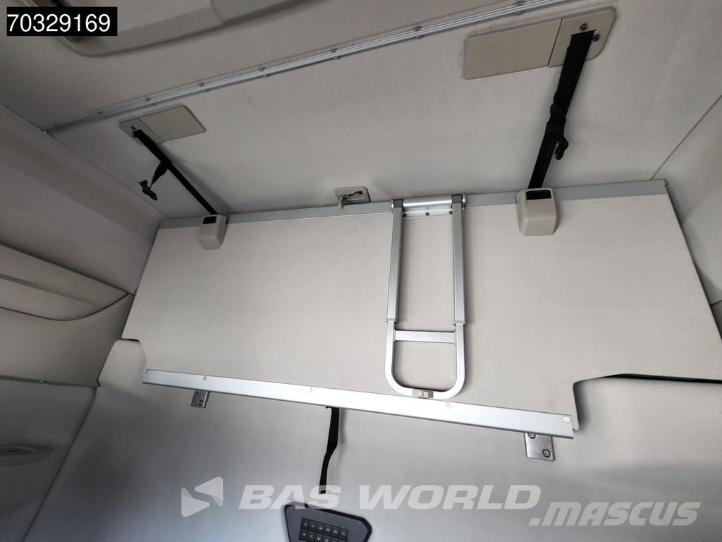 Iveco S-Way 570 4X2 Pegasus Edition! Retarder ADR Full-A وحدات الجر