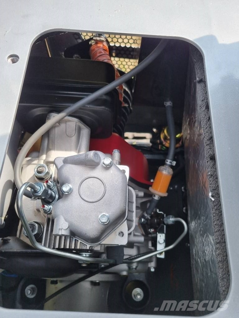 WCM LT10 Miniekskavaatorid < 7 t