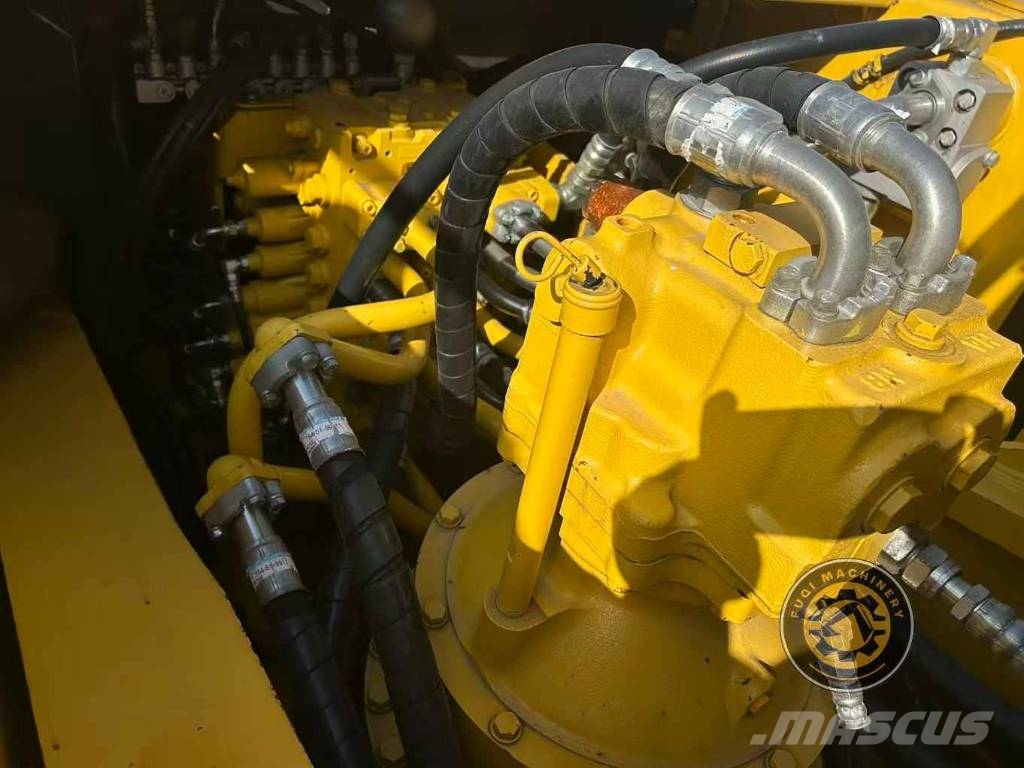 Komatsu PC450-8 Raupenbagger