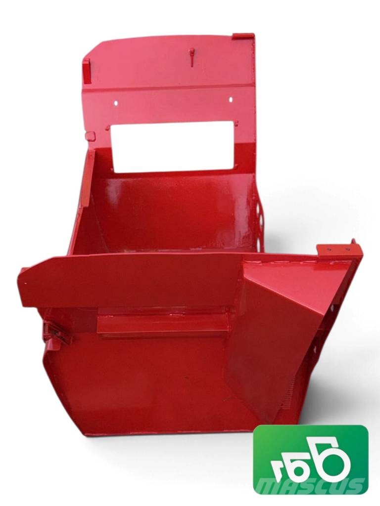Manitou MRT 2150 Engine Cover / Housing / Shield Chassis og understell
