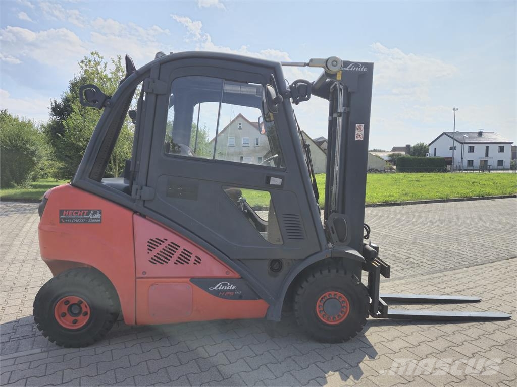 Linde H25D-02 Дизельні навантажувачі