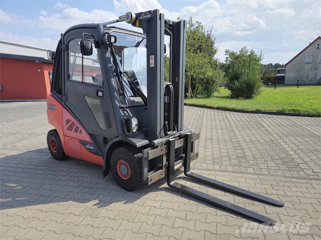 Linde H25D-02 Дизельні навантажувачі