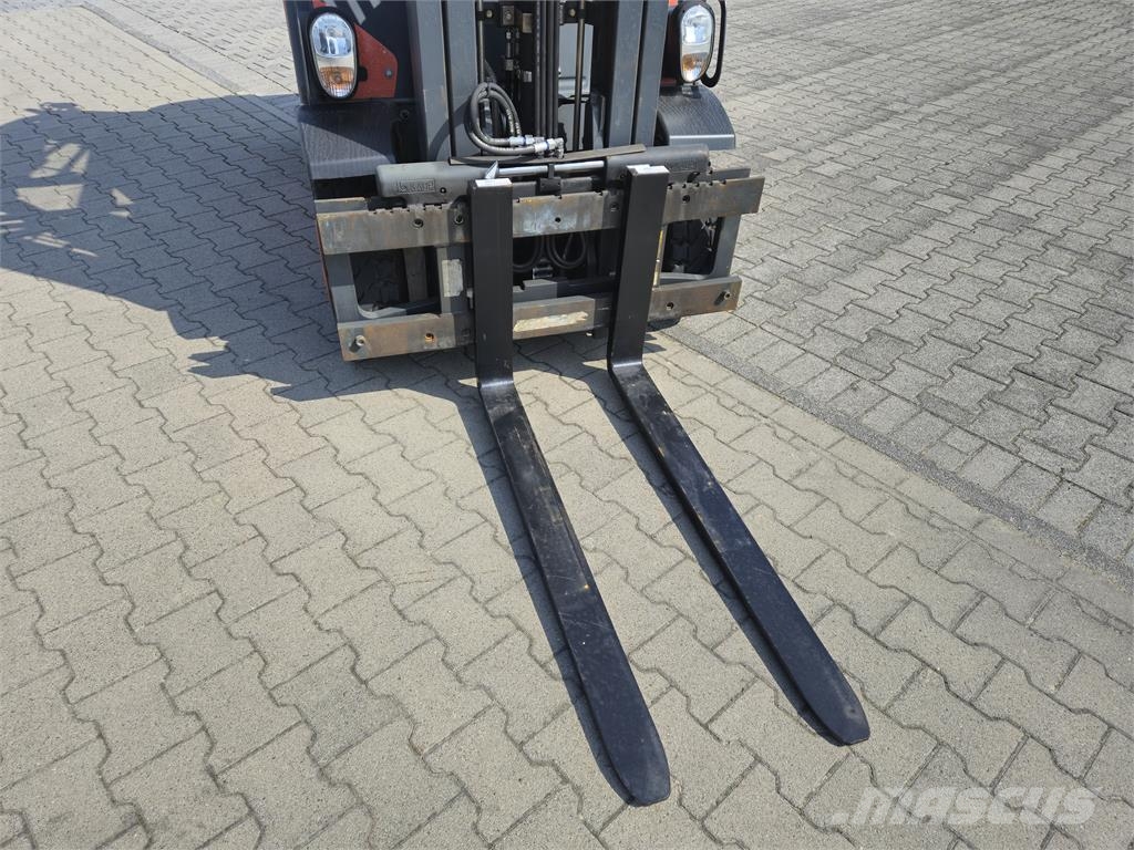 Linde H25D-02 Дизельні навантажувачі
