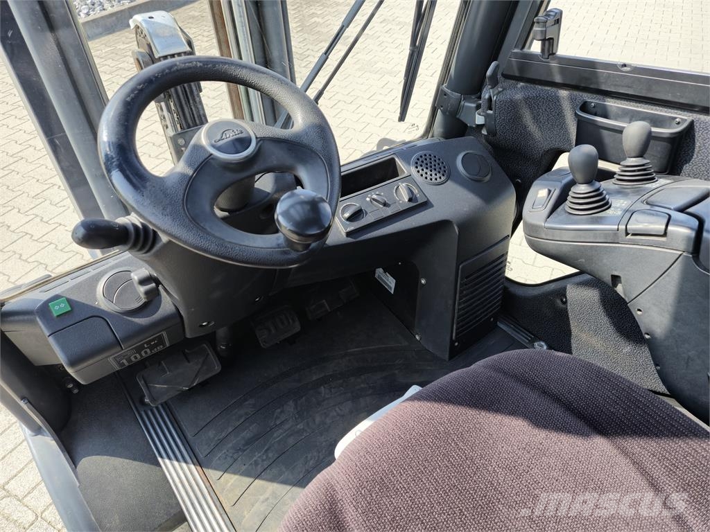 Linde H25D-02 Дизельні навантажувачі