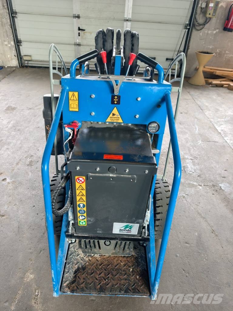 Sherpa Eco 100 2Speed Mini loaders