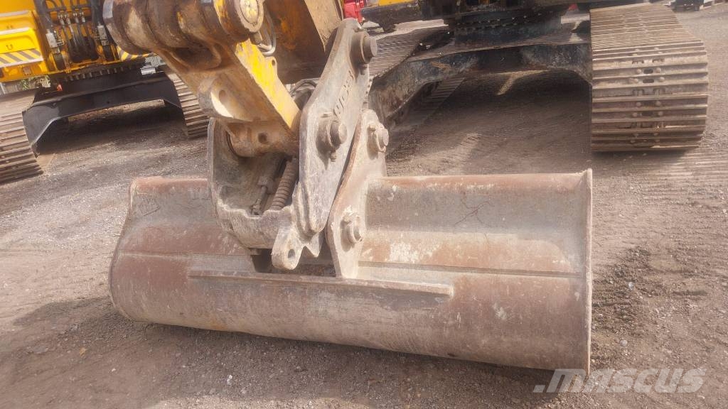 JCB JS 220 Plus Gravemaskiner på larvebånd