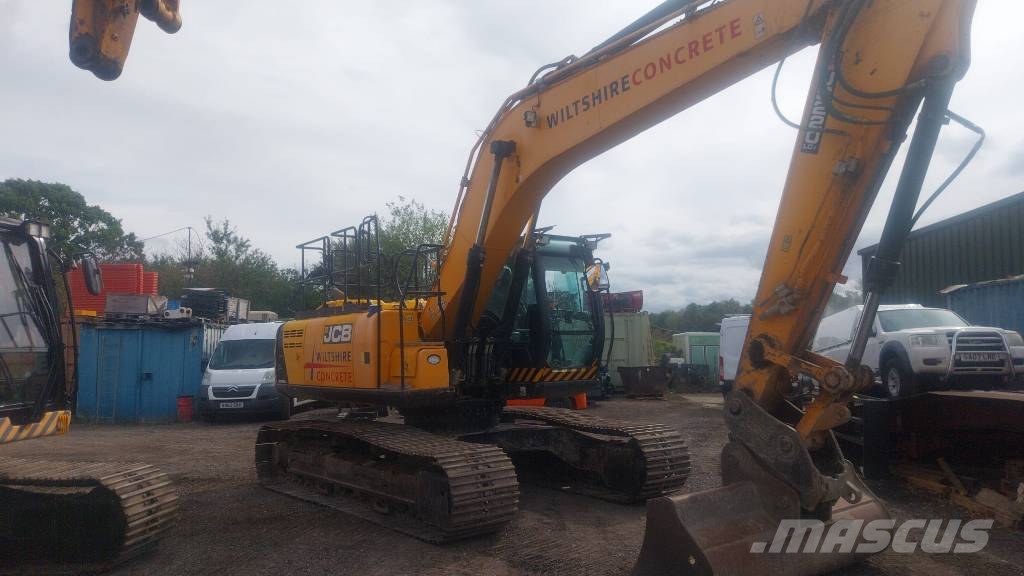 JCB JS 220 Plus Gravemaskiner på larvebånd