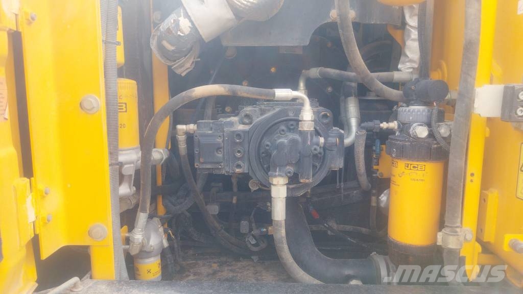 JCB JS 220 Plus Gravemaskiner på larvebånd