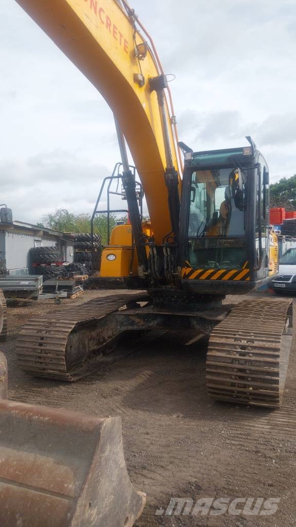 JCB JS 220 Plus Gravemaskiner på larvebånd