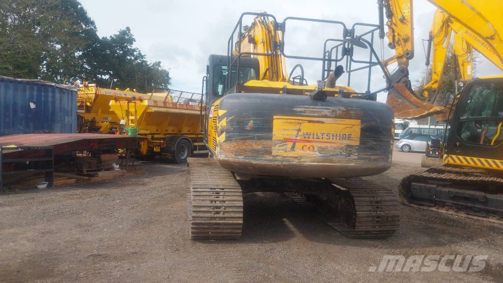 JCB JS 220 Plus Gravemaskiner på larvebånd