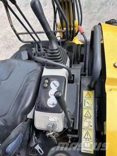Komatsu PC 20 MR 小型挖掘机