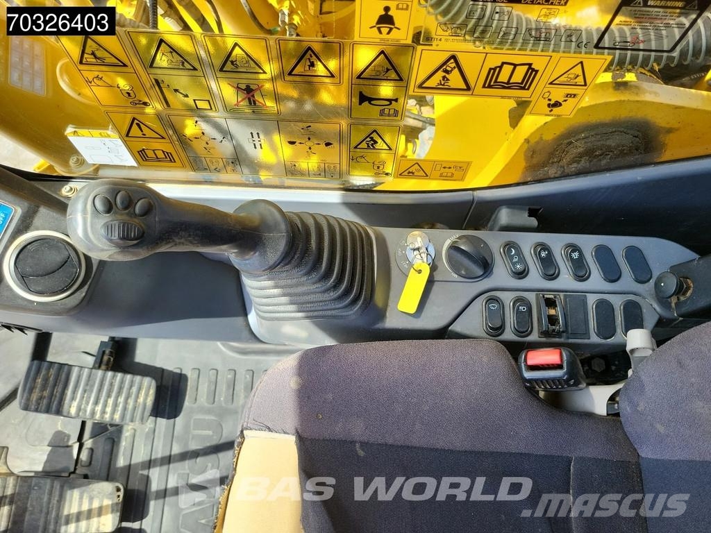Komatsu PC210 LC-11 Εκσκαφείς με ερπύστριες