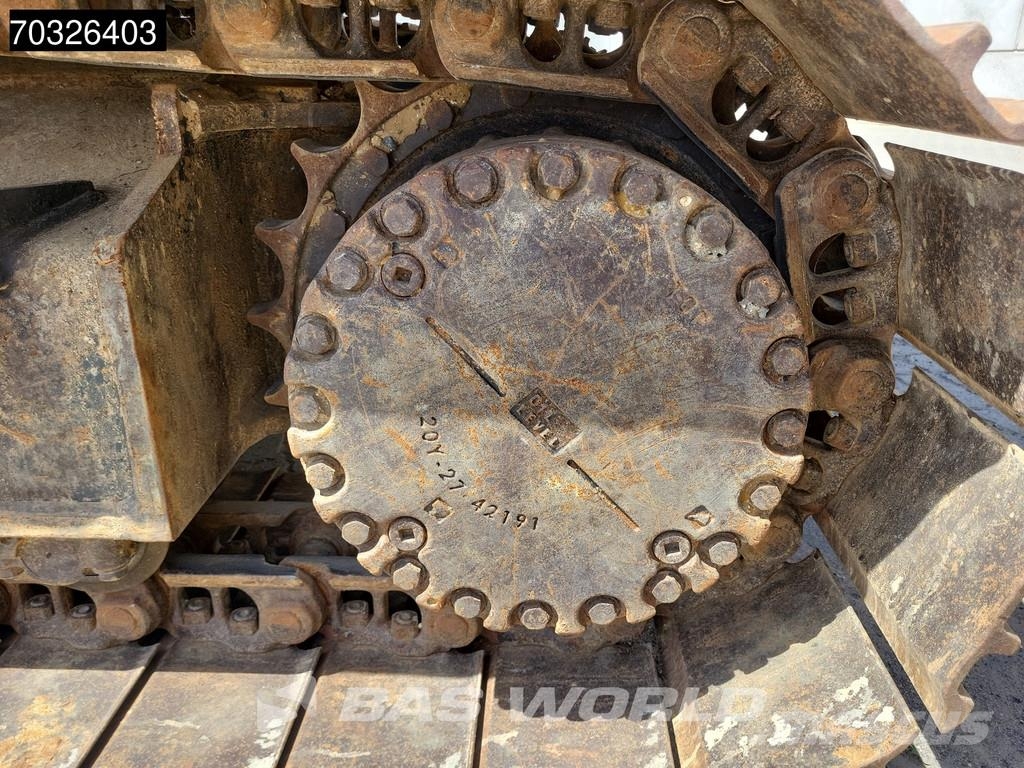 Komatsu PC210 LC-11 Kāpurķēžu ekskavatori