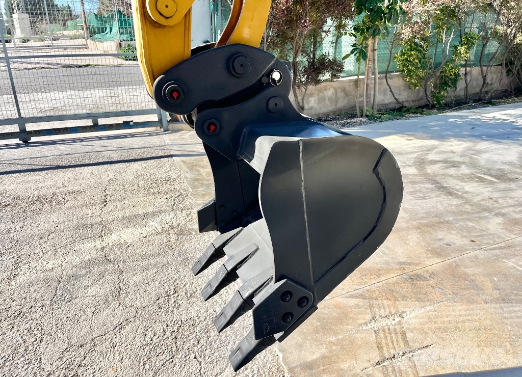 SDLG ER636H حفارات وسط 7 طن - 12 طن