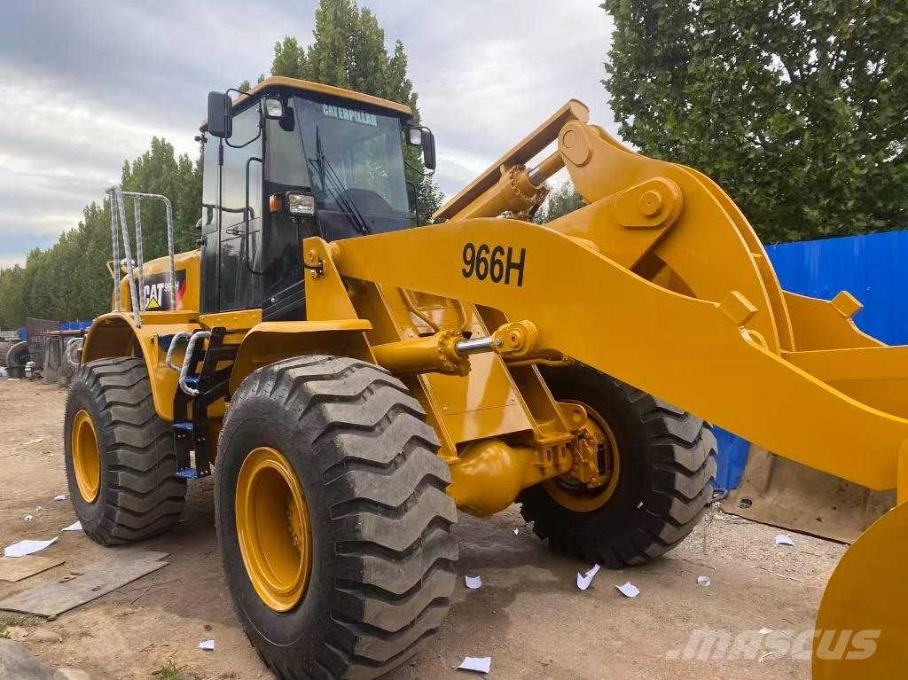 CAT 966 H Pale gommate