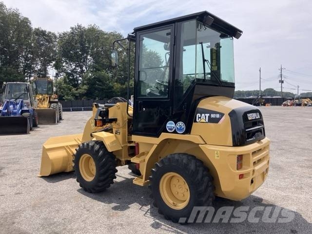 CAT Loader 901B2 Teleskooppikuormaajat