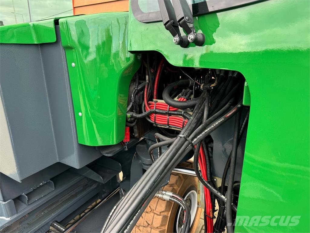 Combilift C4500ET / Triplex 5500 mm / Battery 2023 year 4-way reach truck