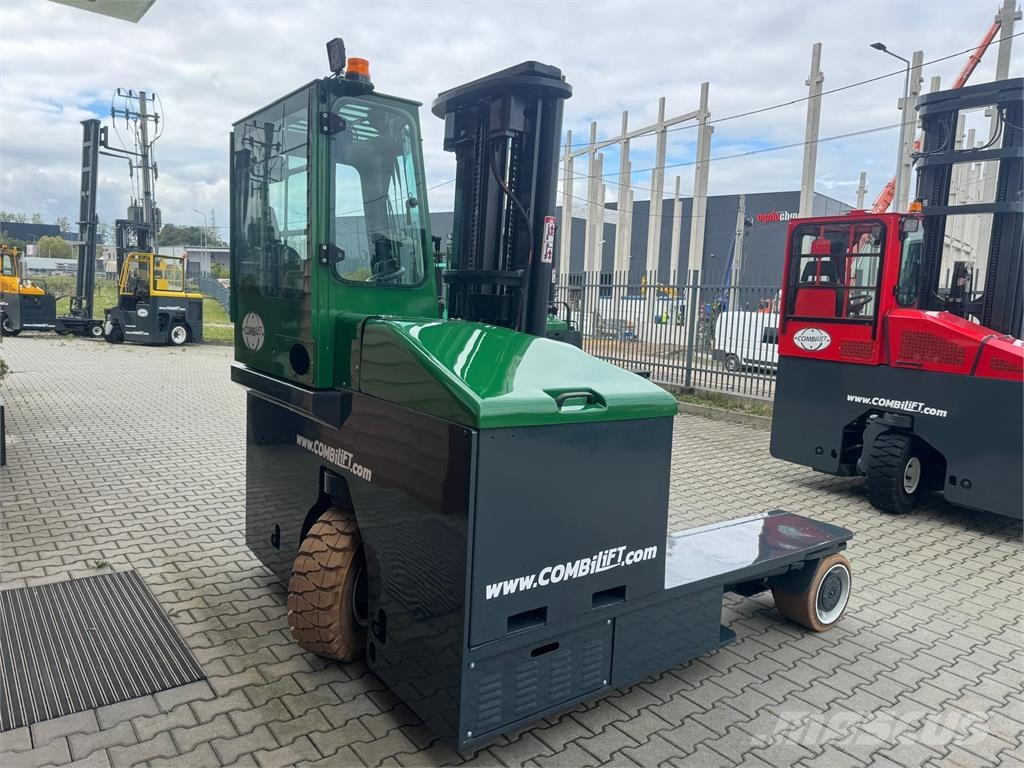 Combilift C4500ET / Triplex 5500 mm / Battery 2023 year Nelitietrukit