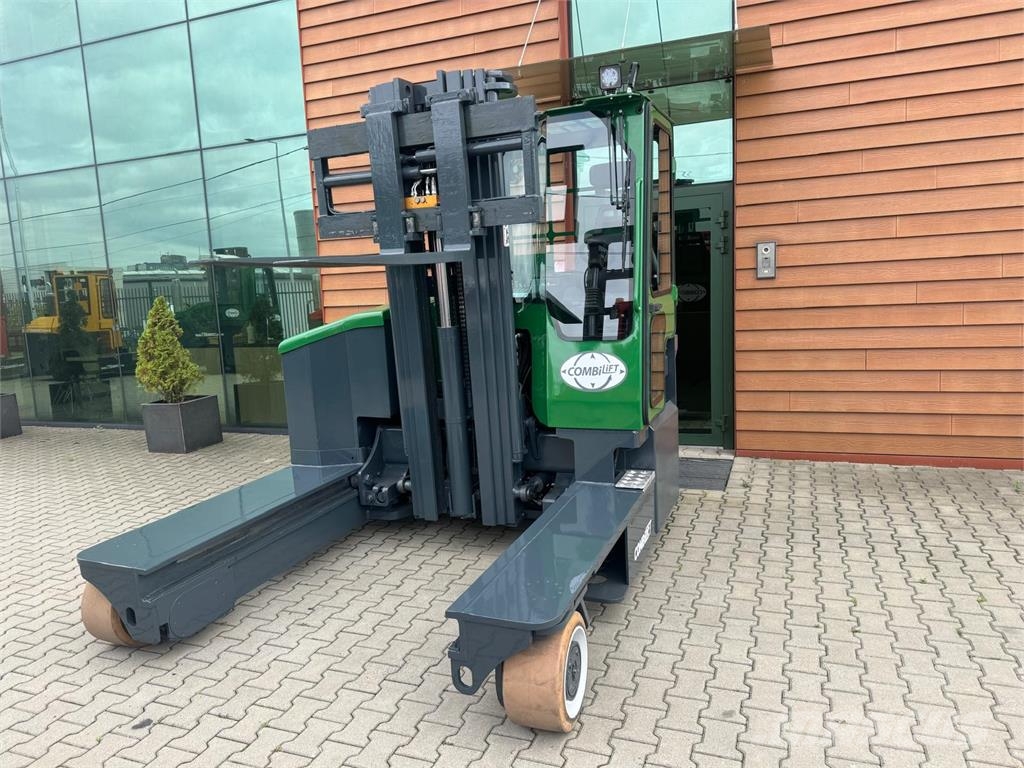 Combilift C4500ET / Triplex 5500 mm / Battery 2023 year Wózki widłowe czterokierunkowe