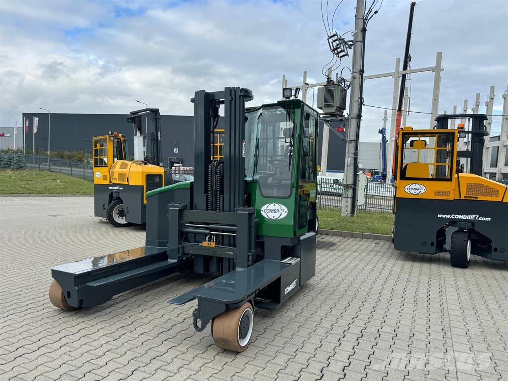 Combilift C4500ET / Triplex 5500 mm / Battery 2023 year Nelitietrukit