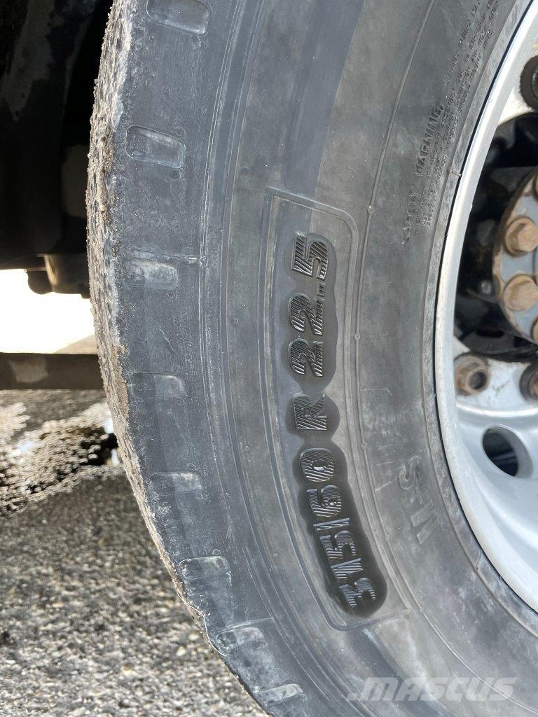 DAF FAR XF 105.510 preprava zvierat 6x2 retarder autom Camiones de ganado