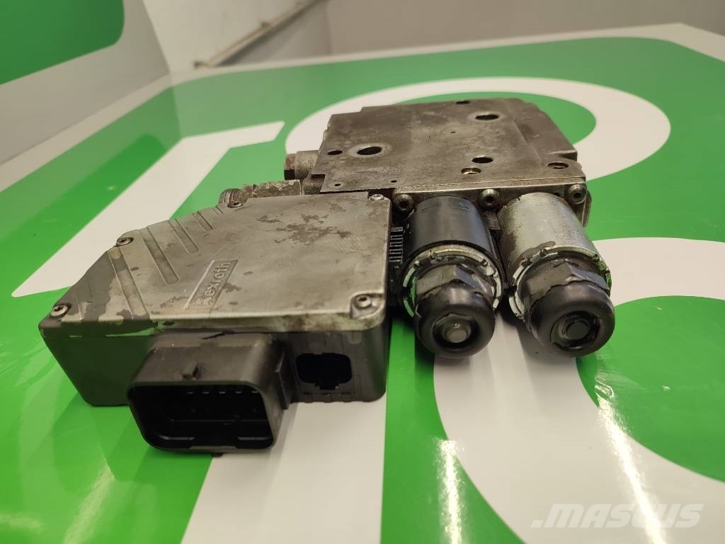 Fendt 820 Vario EHR Section Control Valve G718960030016 Hydraulik