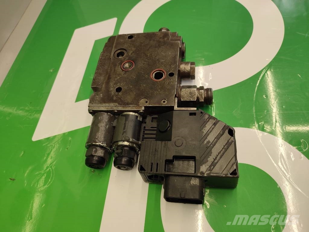 Fendt 820 Vario EHR Section Control Valve G718960030016 Hydraulik