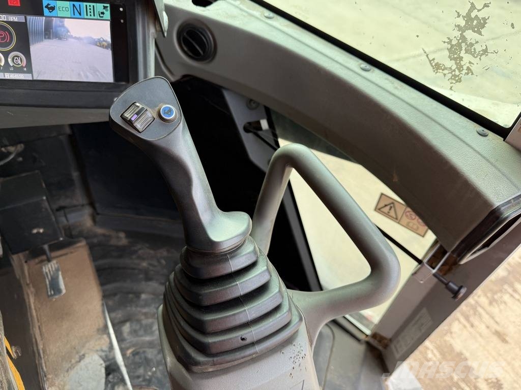 Wacker Neuson DV60 Dual View 6Ton Swivel Dumper Site dumpers