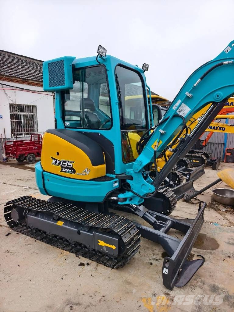Kubota KX 135 حفارات صغيرة أقل من 7 طن (حفارات صغيرة)